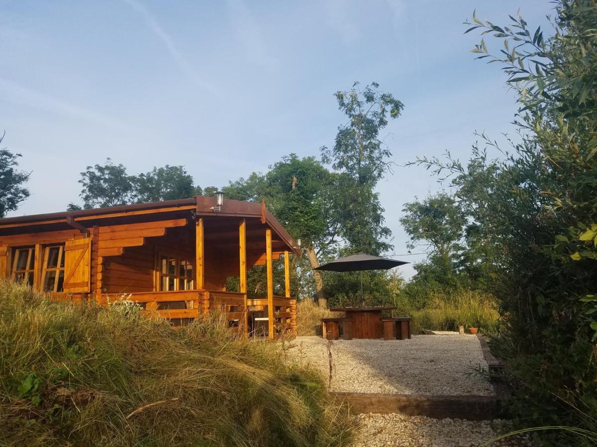 West Pool Cabin リンカーン エクステリア 写真