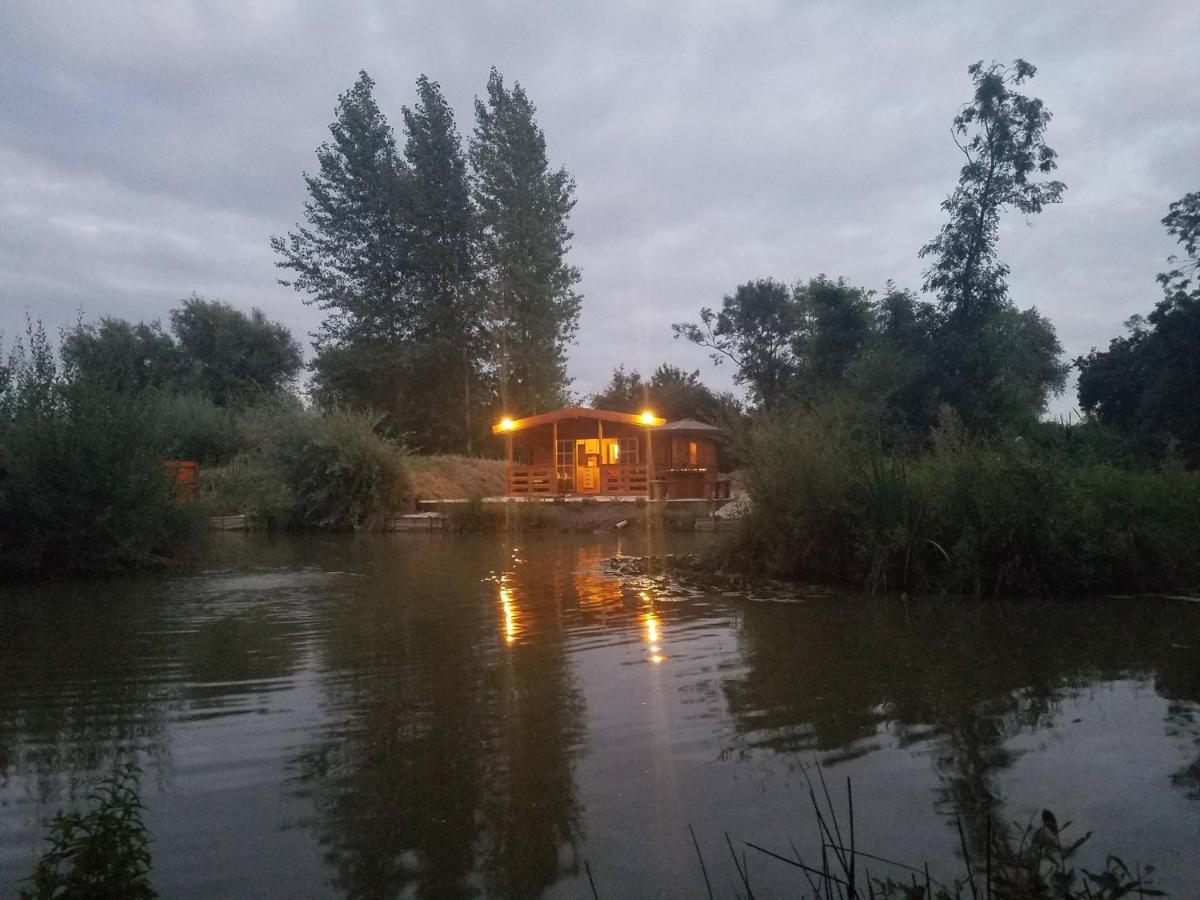 West Pool Cabin リンカーン エクステリア 写真